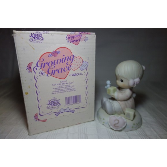 Precious Moments Growing in Grace Age 2 Blonde Girl with Blocks 1994 - 136212 - Picture 3 of 12